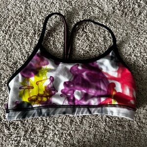 Lululemon Athletica Unicorn Tears Flow Y Bra  Size 4